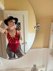 Leely Moore